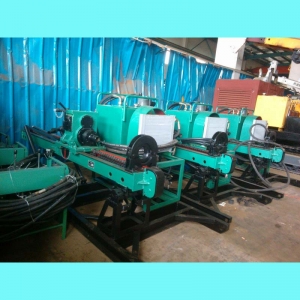side slope split type anchoring drill rig